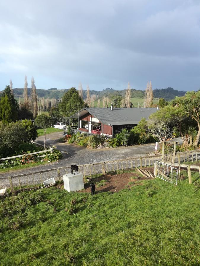 Junohall Backpackers Waitomo Caves Ngoại thất bức ảnh