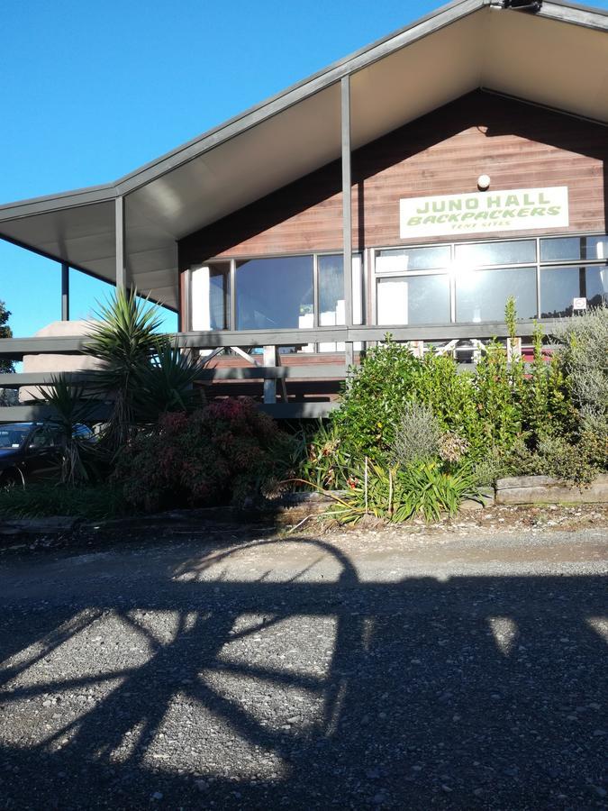 Junohall Backpackers Waitomo Caves Ngoại thất bức ảnh